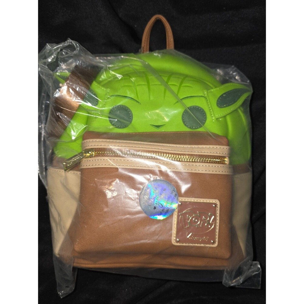 NWOT Loungefly Disney star wars baby Yoda grogu the child mini backpack bookbag!